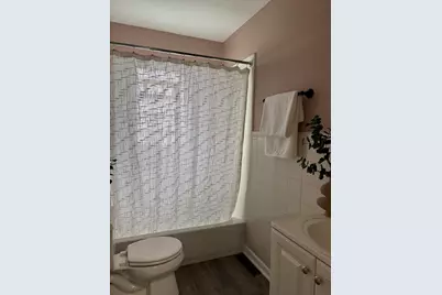 4157 N 71st St, Milwaukee, WI 53216 - Photo 9