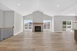 1251 Vly Hl Ln, Racine, WI 53182 - Photo 9