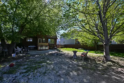 2040  Saint Clair St, Racine, WI 53402 - Photo 25