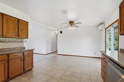 1412  Field Tree Ln, Oostburg, WI 53070 - Photo 5