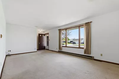 1412  Field Tree Ln, Oostburg, WI 53070 - Photo 9