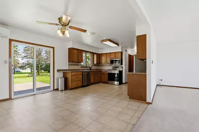 1412  Field Tree Ln, Oostburg, WI 53070 - Photo 7