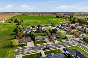 1412 Field Tree Ln, Oostburg, WI 53070 - Photo 37