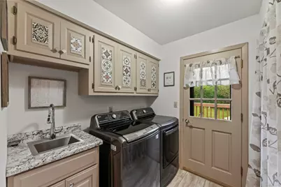 W326S7350  Cabriolet Ct, Mukwonago, WI 53149 - Photo 15