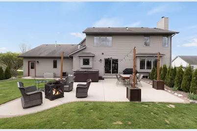 248  Bastogne Ct, Belgium, WI 53004 - Photo 27