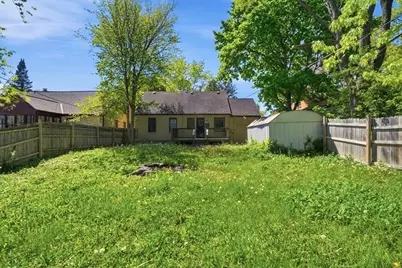 5334 N 51st Blvd, Milwaukee, WI 53218 - Photo 17
