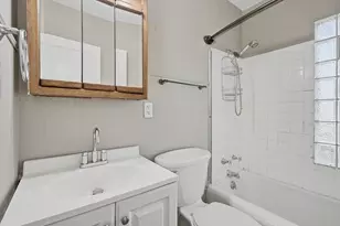 5334 N 51st Blvd, Milwaukee, WI 53218 - Photo 13