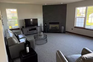 707 Belmont Dr, Watertown, WI 53094 - Photo 3