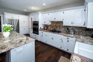 4520 Compton Ct, Brookfield, WI 53045 - Photo 3
