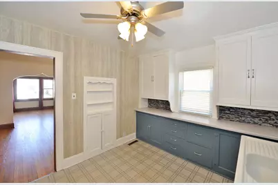 2931  Olive St, Racine, WI 53403 - Photo 13