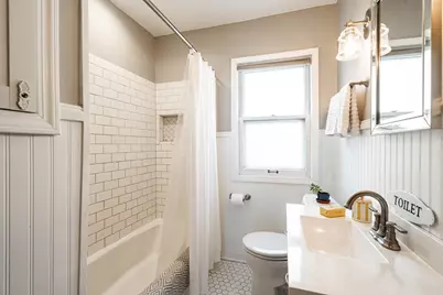 2505 N 62nd St, Wauwatosa, WI 53213 - Photo 23