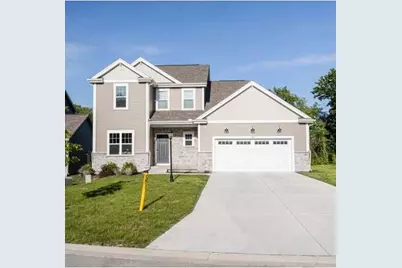 310  Paradise Ct, Hartland, WI 53029 - Photo 1