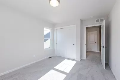 310  Paradise Ct, Hartland, WI 53029 - Photo 35
