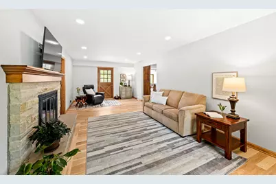 18360  Tilton Ln, Brookfield, WI 53045 - Photo 17