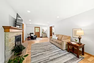 18360 Tilton Ln, Brookfield, WI 53045 - Photo 17