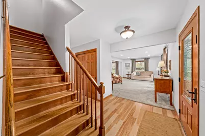 18360  Tilton Ln, Brookfield, WI 53045 - Photo 7