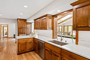 18360 Tilton Ln, Brookfield, WI 53045 - Photo 13