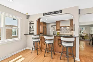 5246 N Kent Ave, Whitefish Bay, WI 53217 - Photo 11