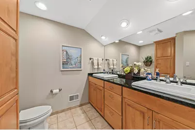 5246 N Kent Ave, Whitefish Bay, WI 53217 - Photo 23