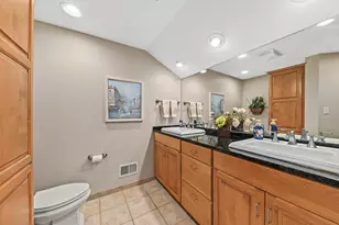 5246 N Kent Ave, Whitefish Bay, WI 53217 - Photo 23