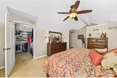 5246 N Kent Ave, Whitefish Bay, WI 53217 - Photo 21