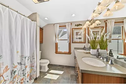 5246 N Kent Ave, Whitefish Bay, WI 53217 - Photo 27