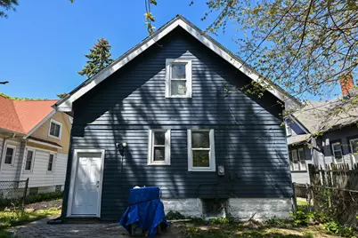 3052 N 40th St, Milwaukee, WI 53210 - Photo 3