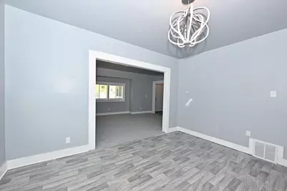 3052 N 40th St, Milwaukee, WI 53210 - Photo 7