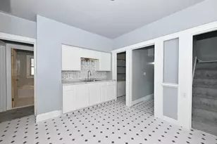 3052 N 40th St, Milwaukee, WI 53210 - Photo 13