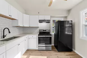 4430 W Glendale Ave, Milwaukee, WI 53218 - Photo 11