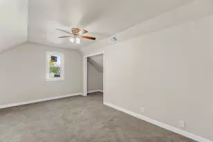 4430 W Glendale Ave, Milwaukee, WI 53218 - Photo 15