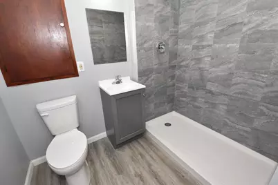 3209  Charles St, Racine, WI 53402 - Photo 17