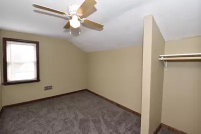 3209  Charles St, Racine, WI 53402 - Photo 23