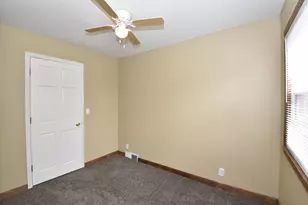 3209 Charles St, Racine, WI 53402 - Photo 21