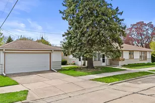 2821 Green St, Racine, WI 53402 - Photo 29