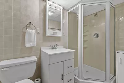 2821  Green St, Racine, WI 53402 - Photo 23