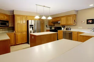 9432 W Stanford Ct, Mequon, WI 53097 - Photo 3