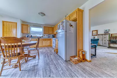 504 N 6th St, Racine, WI 53185 - Photo 7