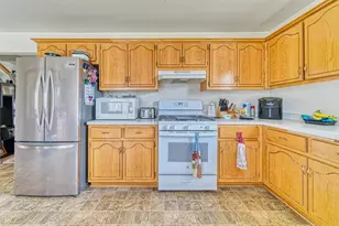 504 N 6th St, Racine, WI 53185 - Photo 21
