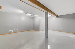 4500 S Packard Ave, Cudahy, WI 53110 - Photo 21