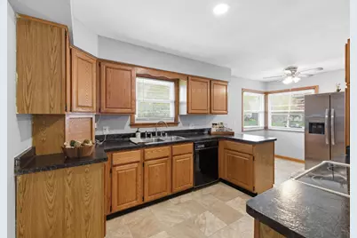 4500 S Packard Ave, Cudahy, WI 53110 - Photo 9