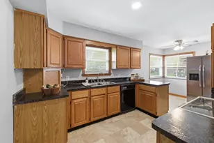 4500 S Packard Ave, Cudahy, WI 53110 - Photo 9