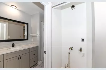 N82W13500  Fond Du Lac Ave #A203, Menomonee Falls, WI 53051 - Photo 29