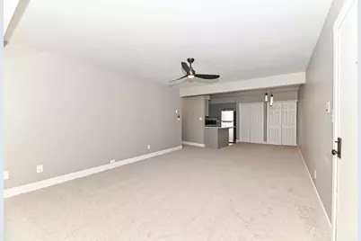 N82W13500  Fond Du Lac Ave #A203, Menomonee Falls, WI 53051 - Photo 5