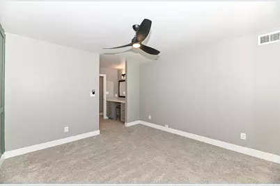 N82W13500  Fond Du Lac Ave #A203, Menomonee Falls, WI 53051 - Photo 23