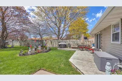 3718  S 12th Pl, Sheboygan, WI 53081 - Photo 23