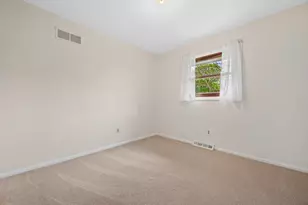 1507 Mohawk Ln, Waukesha, WI 53186 - Photo 17