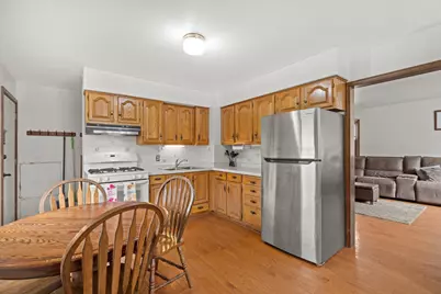 733 S 101st St, West Allis, WI 53214 - Photo 19
