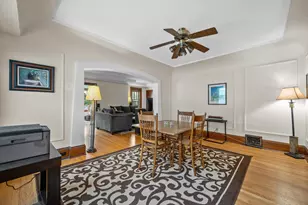 2016 E Newton Ave, Shorewood, WI 53211 - Photo 9