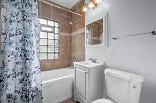 2016 E Newton Ave, Shorewood, WI 53211 - Photo 15